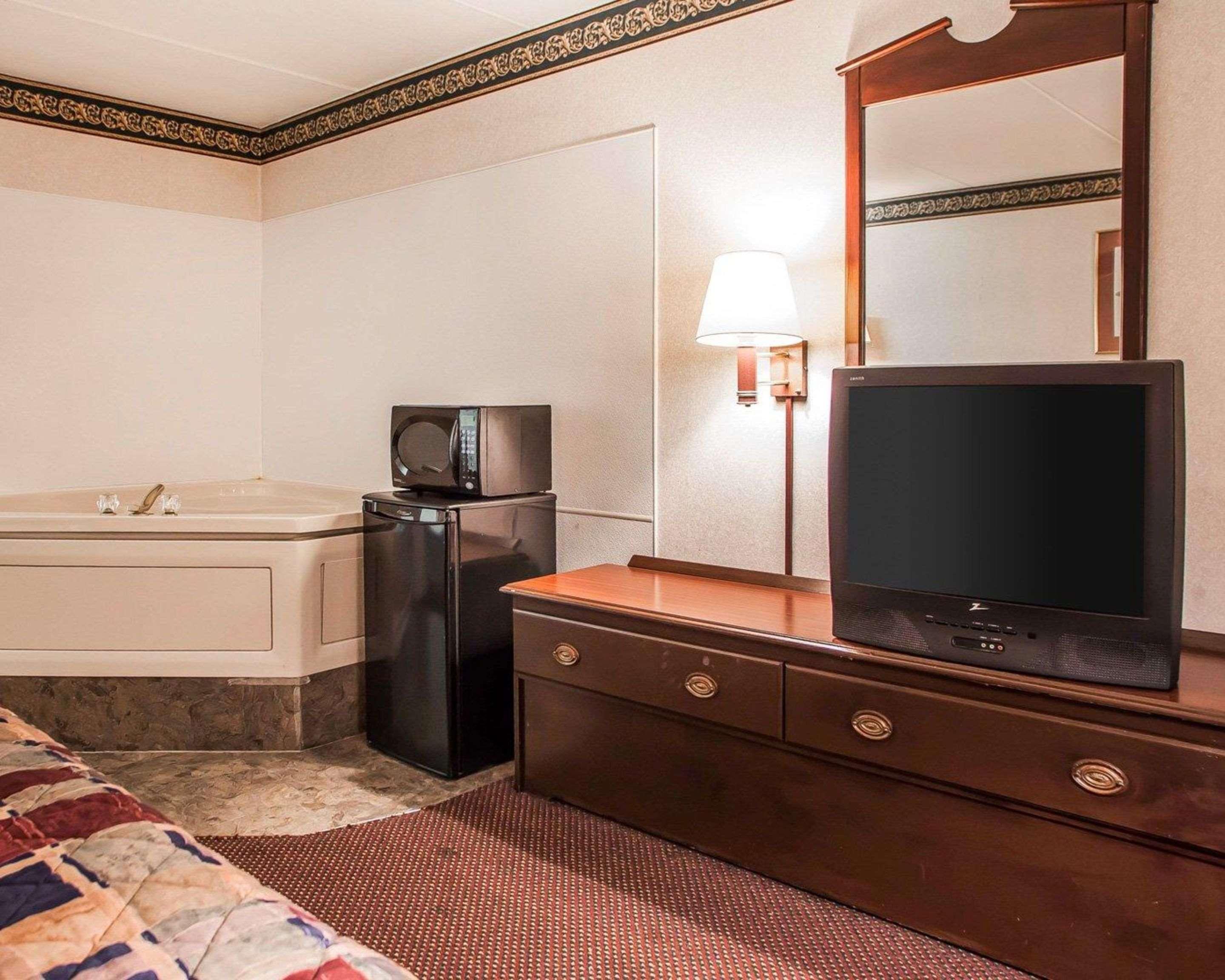 Red Roof Inn Reading Extérieur photo
